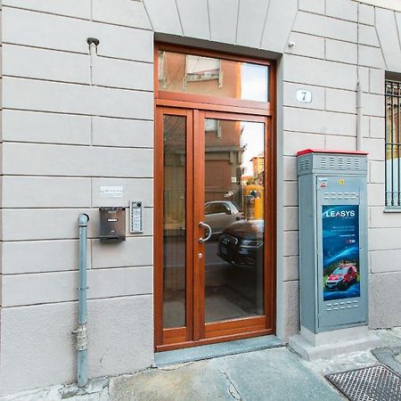 Piazza Statuto Functional Studio Торино Екстериор снимка