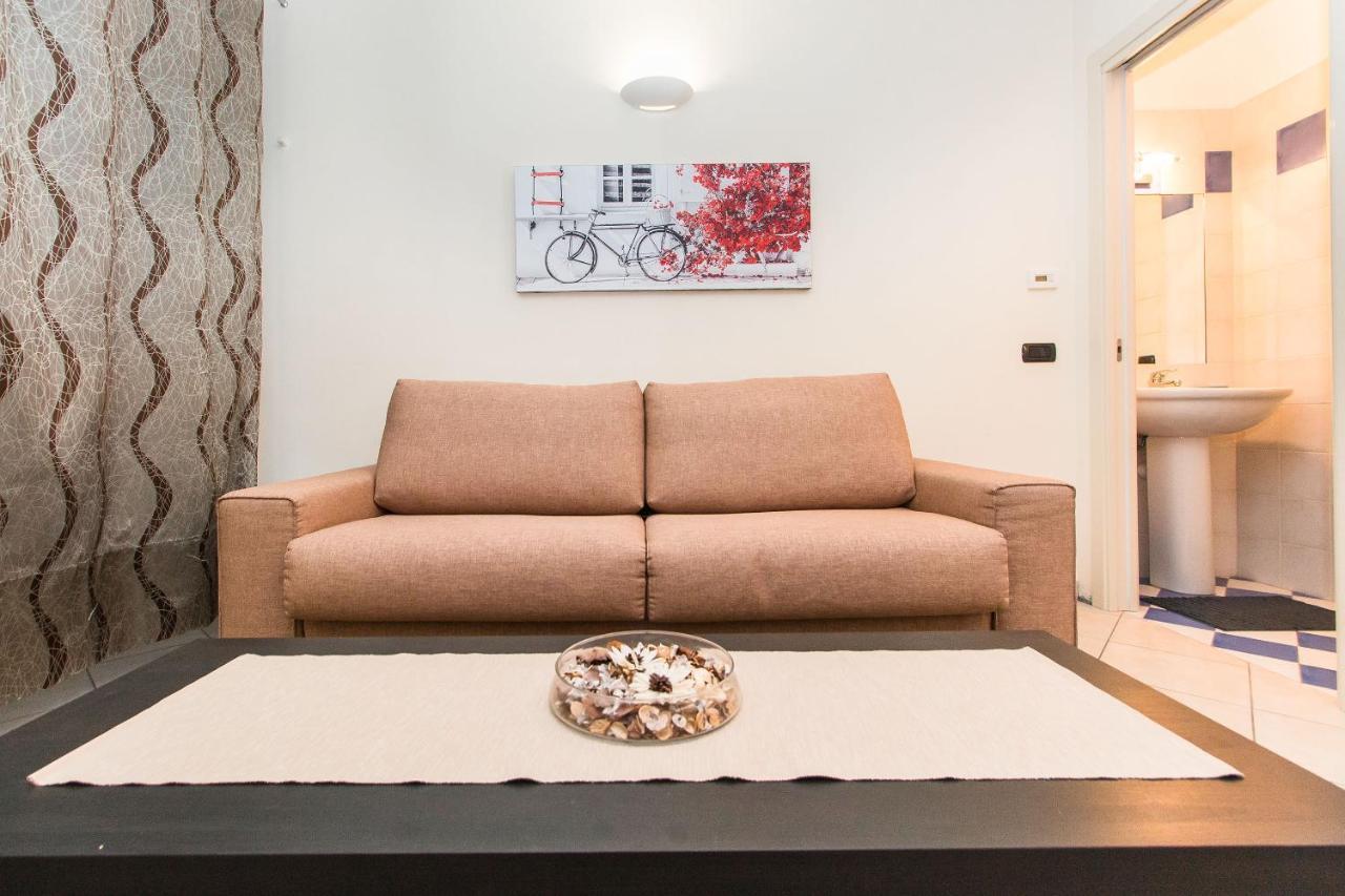 Piazza Statuto Functional Studio Торино Екстериор снимка