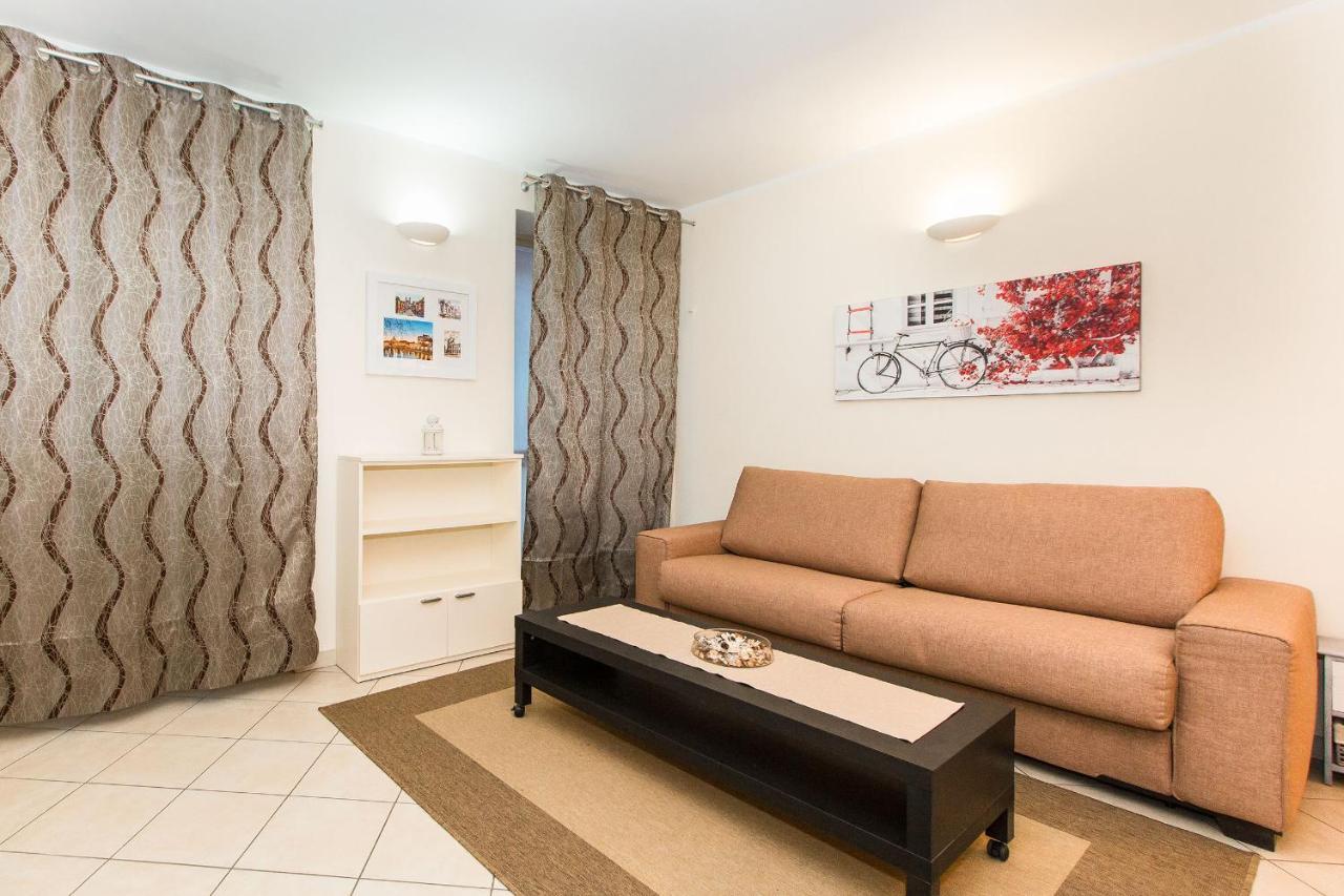 Piazza Statuto Functional Studio Торино Екстериор снимка