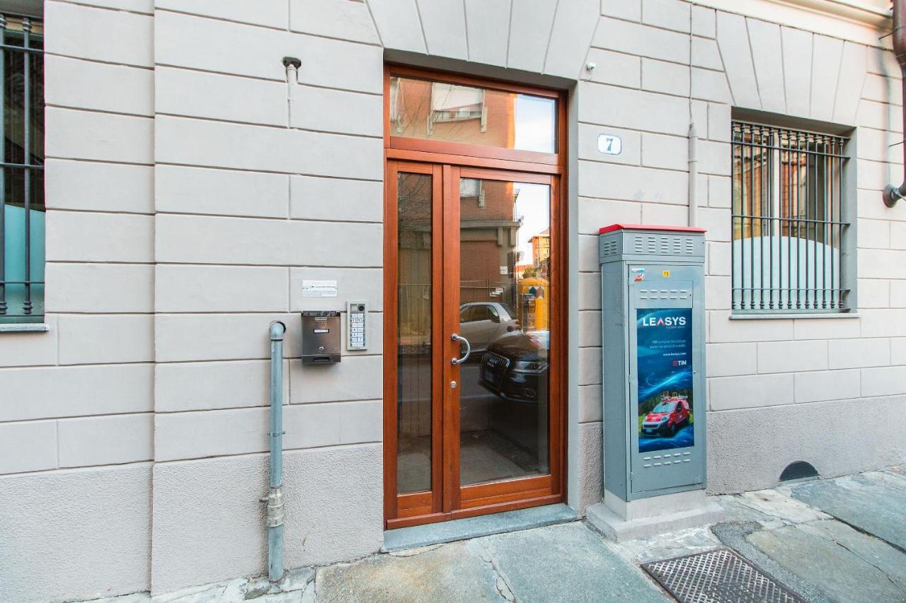 Piazza Statuto Functional Studio Торино Екстериор снимка